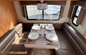 KOURTNEY 2019 NeXus RV Phantom 25P