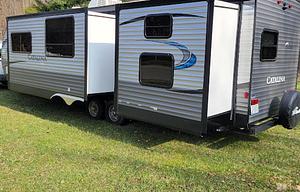 Mojo's 2017 Coachmen Catalina