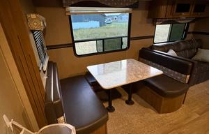 2017 Dutchmen Aspen Trail M‑2750BHS Travel Trailer