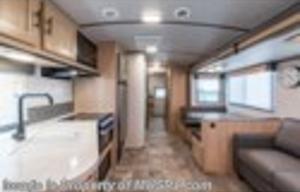 2020 Cruiser Radiance Ultra Lite 32BH