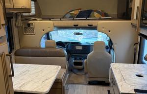 2021 Thor Motor Coach Ford E-350