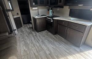 2020 Transcend Xplor 265BH RV rental photo 3