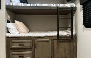 2021 Venture RV SportTrek ST332VBH