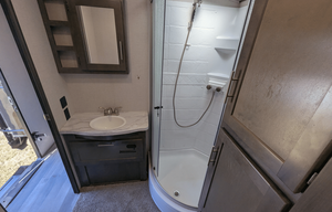 Sunset Trail | Spacious & Cozy, Ideal for a Couple