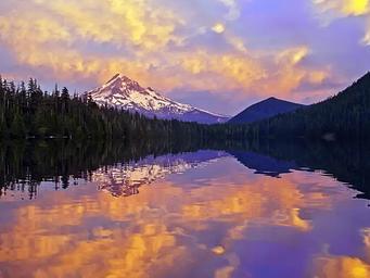 Beautiful sunsets happen at Lost Lake