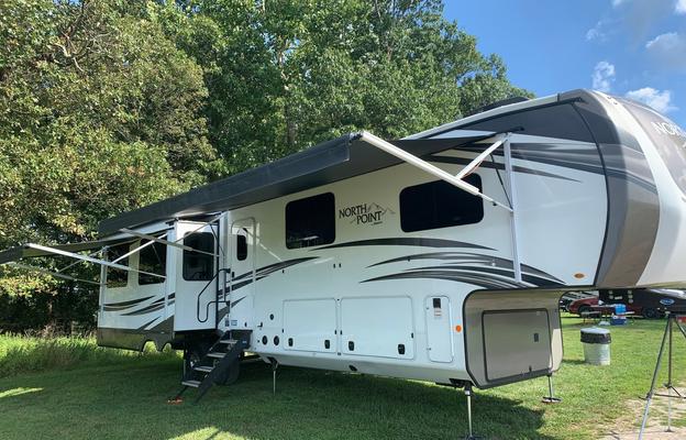 2020 Jayco North Point 377RLBH