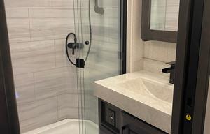 2021 DRV Luxury Suites FullHouse JX450