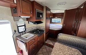 2014 Thor Chateau 22E Motor Coach All Season Ready