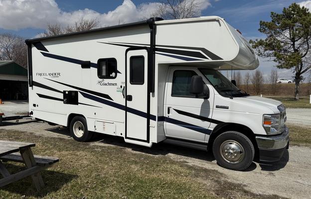 Explore the Country 2023 Coachman Freelander 22 ft