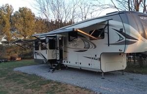 The whole family 2 bedroom + loft