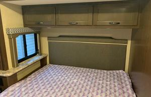 "Tiny" 2019 Thor Motor Coach Freedom Traveler 24HE