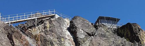 Sierra Buttes Lookout
