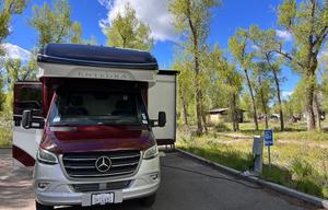 Luxury Mercedes-Benz Entegra  Unlimited Generator