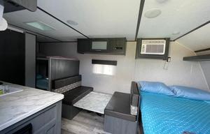 Campventure Cruiser: Family Fun on Wheels!
