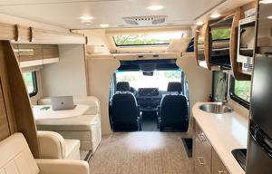 Mercedes Class C, 5pp,Solar,AC,Generator, Starlink