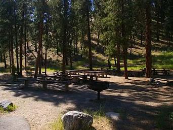 HOT SPRINGS--group site