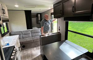 Zeus the 2022 Bunkhouse (Sleeps 8)
