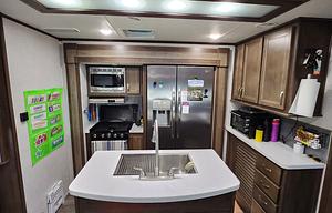Bunkhouse!Sleeps 10, Spacious, Pet Friendly,Island