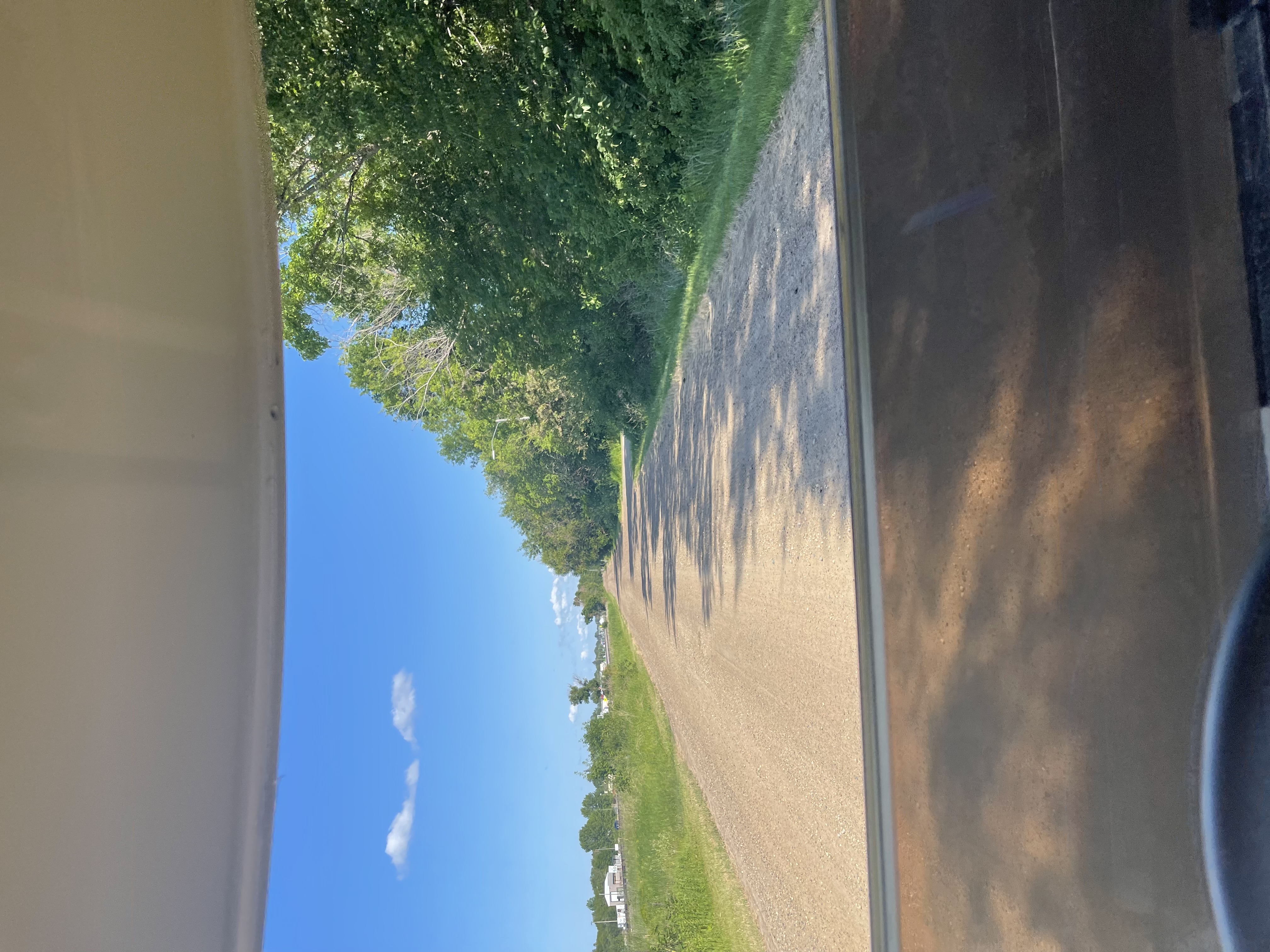 2Annes Lakeside RV Park