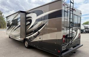 2016 Forester 3011DS/sleeps 8