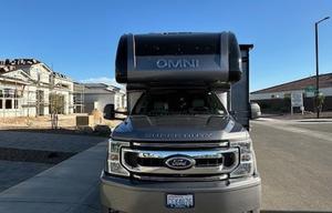 2022 Thor Motor Coach Omni BH35