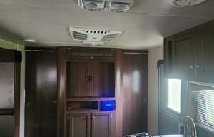 2018 Trail Runner 30USBH RV rental photo 6