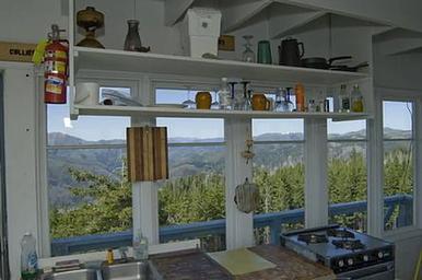 QUAIL PRAIRIE LOOKOUT