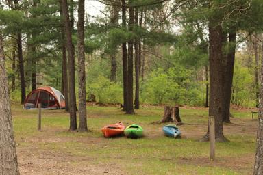 Twin Oaks Campground & Cabins
