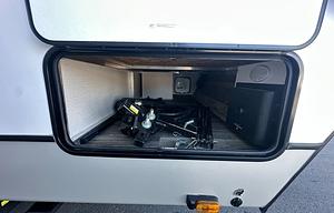 2021 Cougar 31 foot Half Ton friendly rear bunks