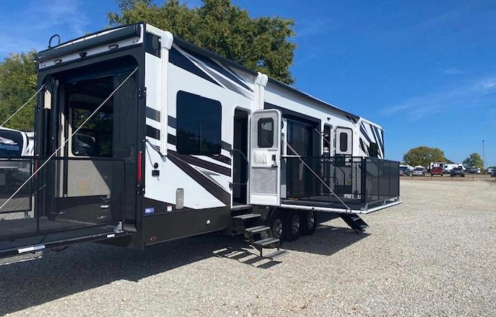 2023 Jayco Seismic