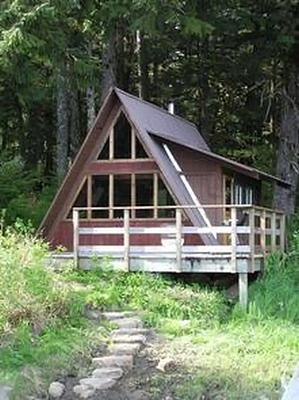 P11, Loop: AREA CASTLE RIVER CABIN