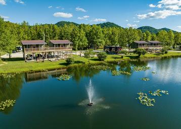 Sheltowee RV Park & Cabins