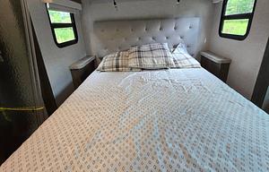 2022 Forest River RV Rockwood Ultra Lite 2911BS RV rental photo 15