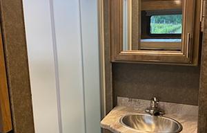 2020 Thor Motor Coach Miramar - 37.1 foot