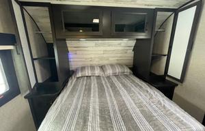2022 Jayco Jay Feather 24BH