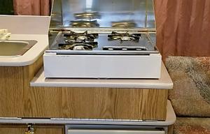 1996 Damon Camplite - Take it with you or request delivery*  Clean & safe!