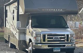 2016 Itasca Spirit 31K RV rental photo 1