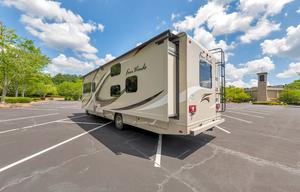 "Fourwinds Funhaus" - 6 bed Bunkhouse C Class RV