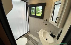 2024 Jayco Jay Feather 22BH Private Bed/Twin Bunk