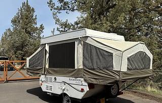 Easy tow pop up camper