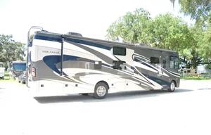 2017 Thor Motor Coach Miramar 37.1 Bunk