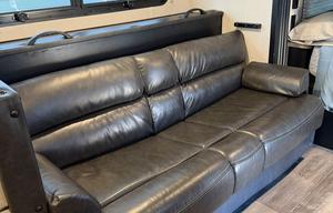 The Wandering Wolf 23 ft Black Label