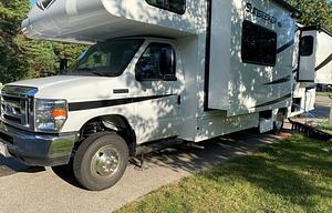 Family Dream RV- 2021 Forest River Sunseeker 2860DS