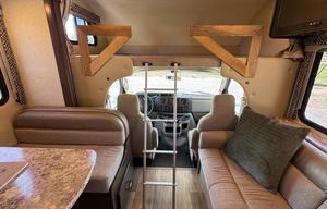 The Cheetah | Glamping on Wheels – Sleeps 6-8