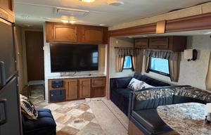 2014 Skyline Layton 314 RV rental photo 4