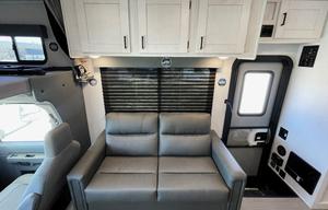2024 East to West Entrada 3100FB