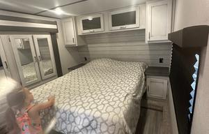 2023 Keystone RV Sprinter 31TB RV rental photo 9