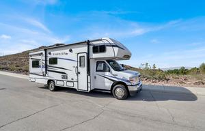 Pristine 2023 Forest River Forester