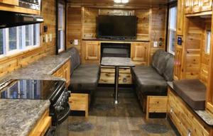 2023 Ice Castle Fish Houses Ice Castle Fish Houses Grand Outdoor RV rental photo 8
