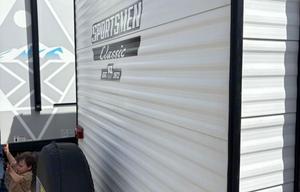 Lil Cozy Ready to Book Great for First Time RV'ers